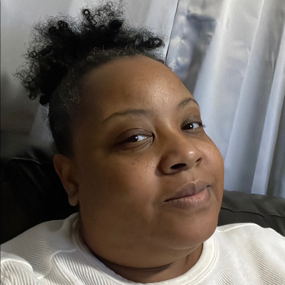 Meet your Posher, Joyce